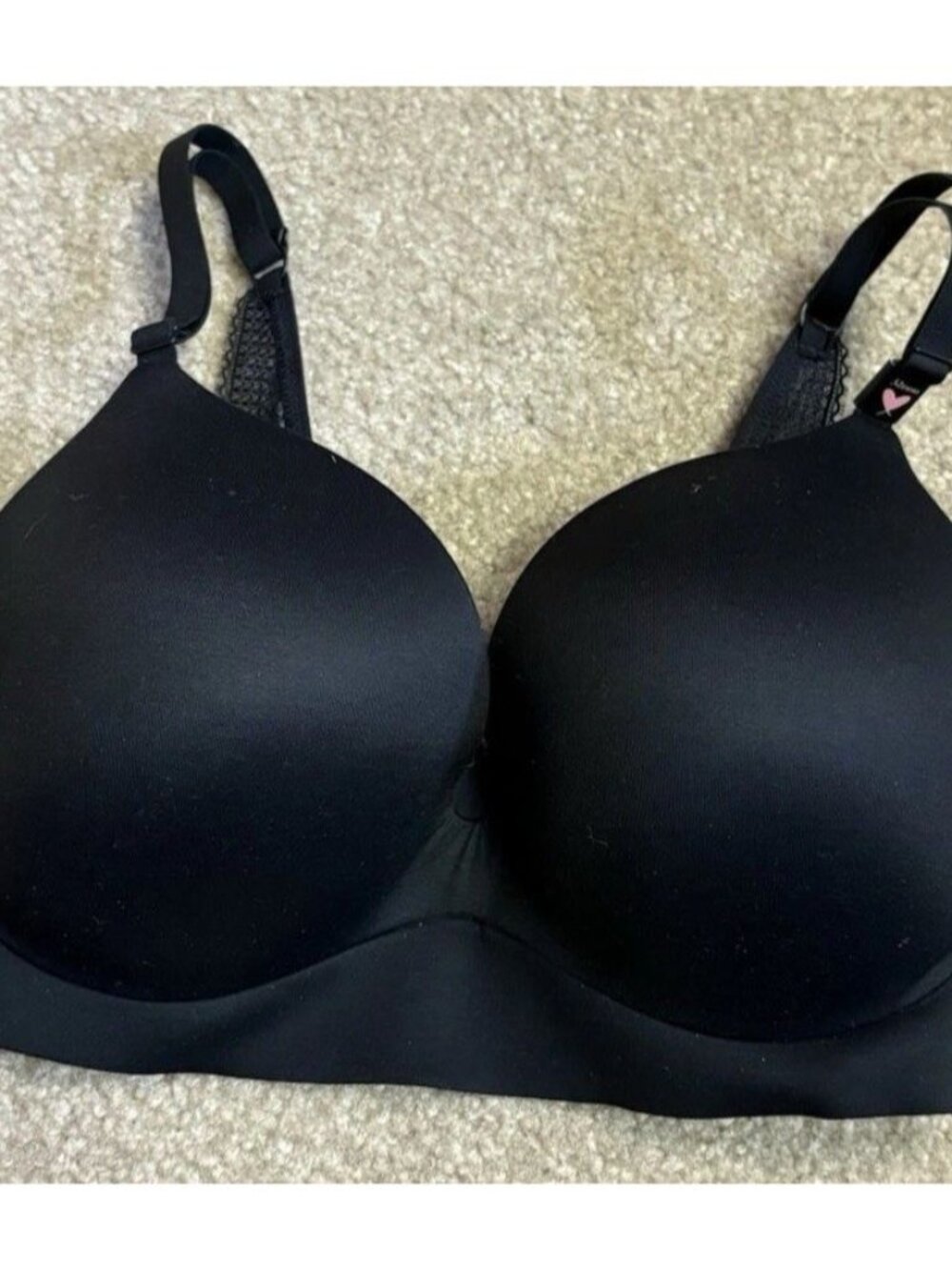 Incredible By Victoria's Secret Black 32DDD Wireless NWT Rare Style!